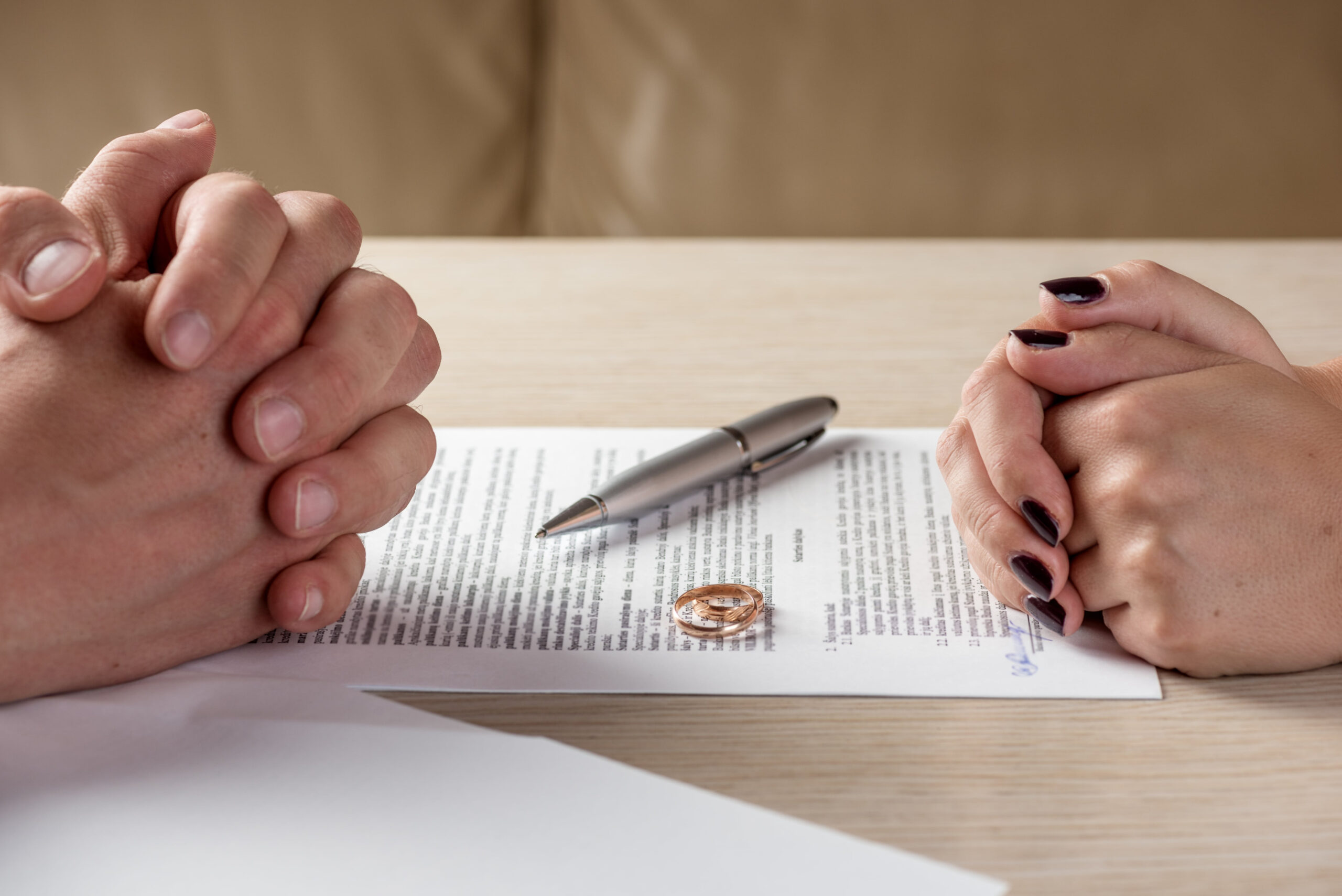 Couple Divorcing Photo Depicting Divorce